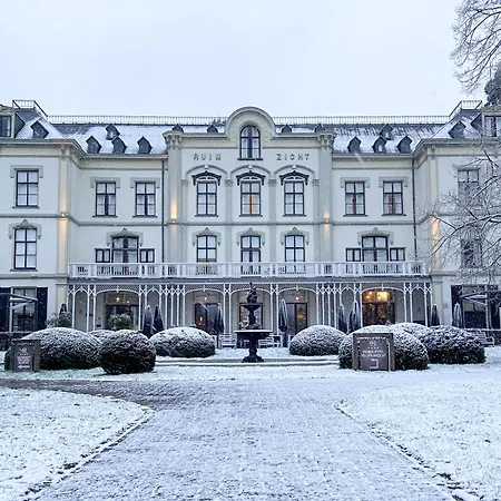 Hotel Ruimzicht 4*