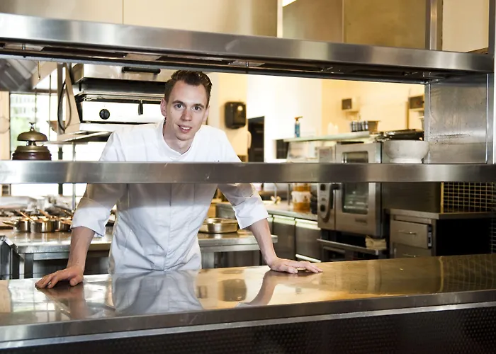 رومزيخت فندق